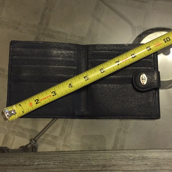 Gucci extra pics - Picture 6 of 8